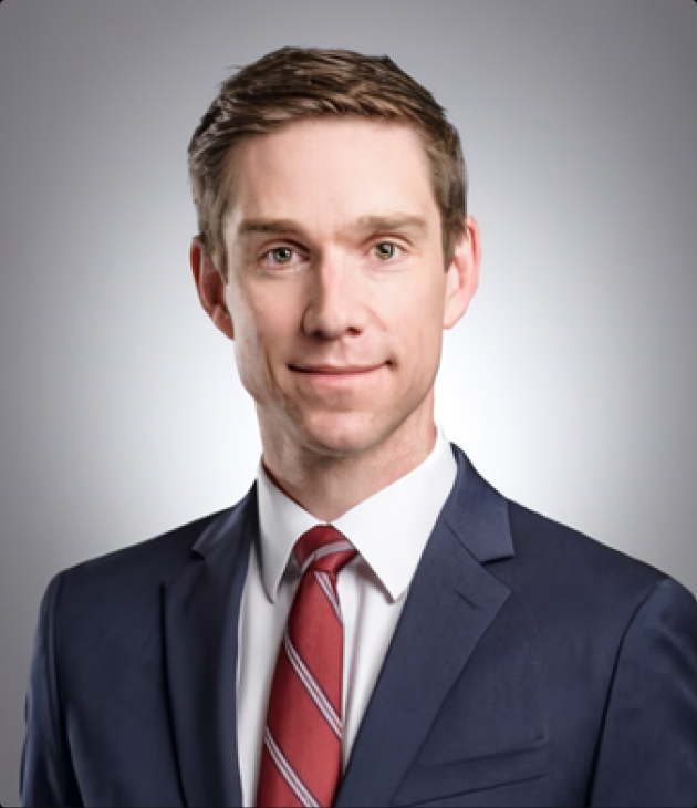 L’Honorable John Hogan