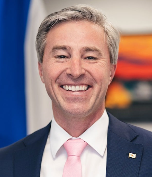 L’Honorable Tim Houston